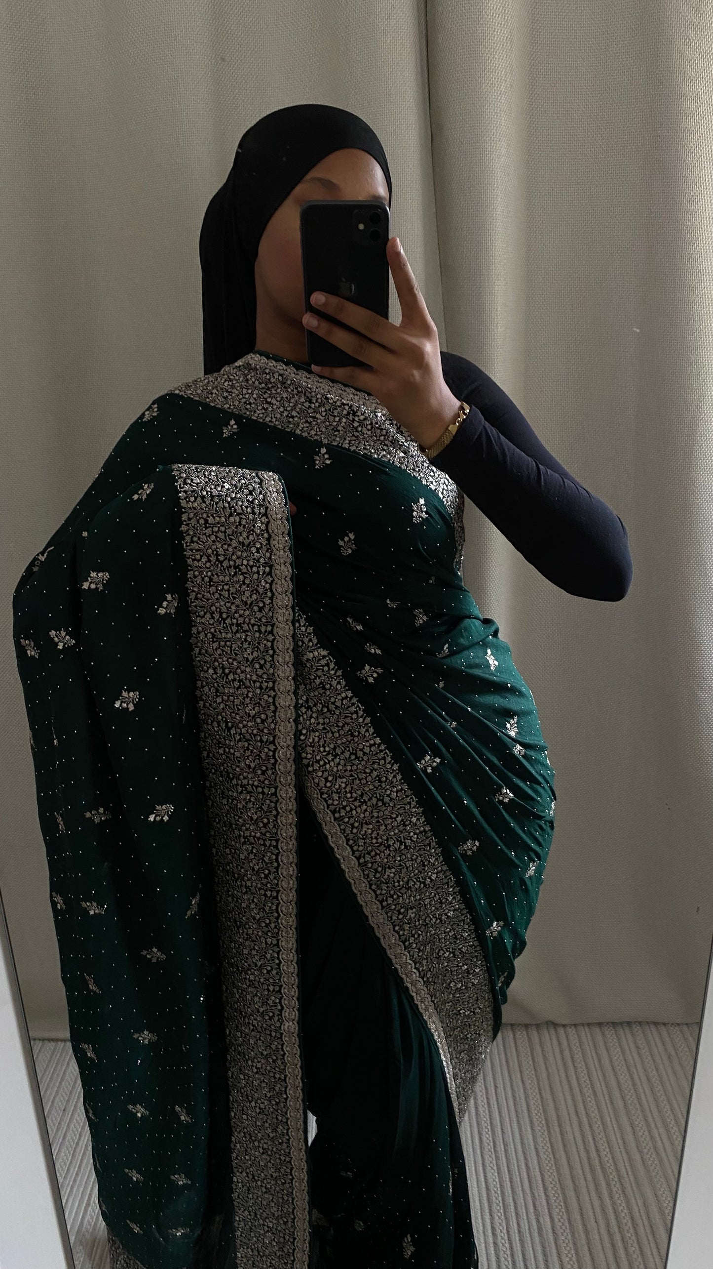 Saree Hind