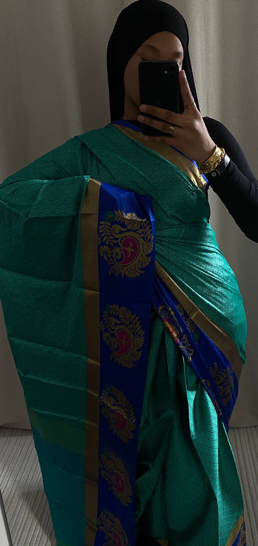 Saree Azar