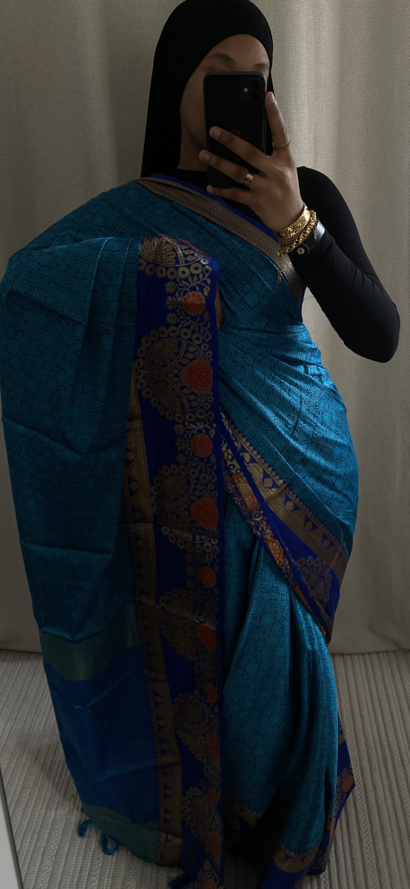 Saree Azar