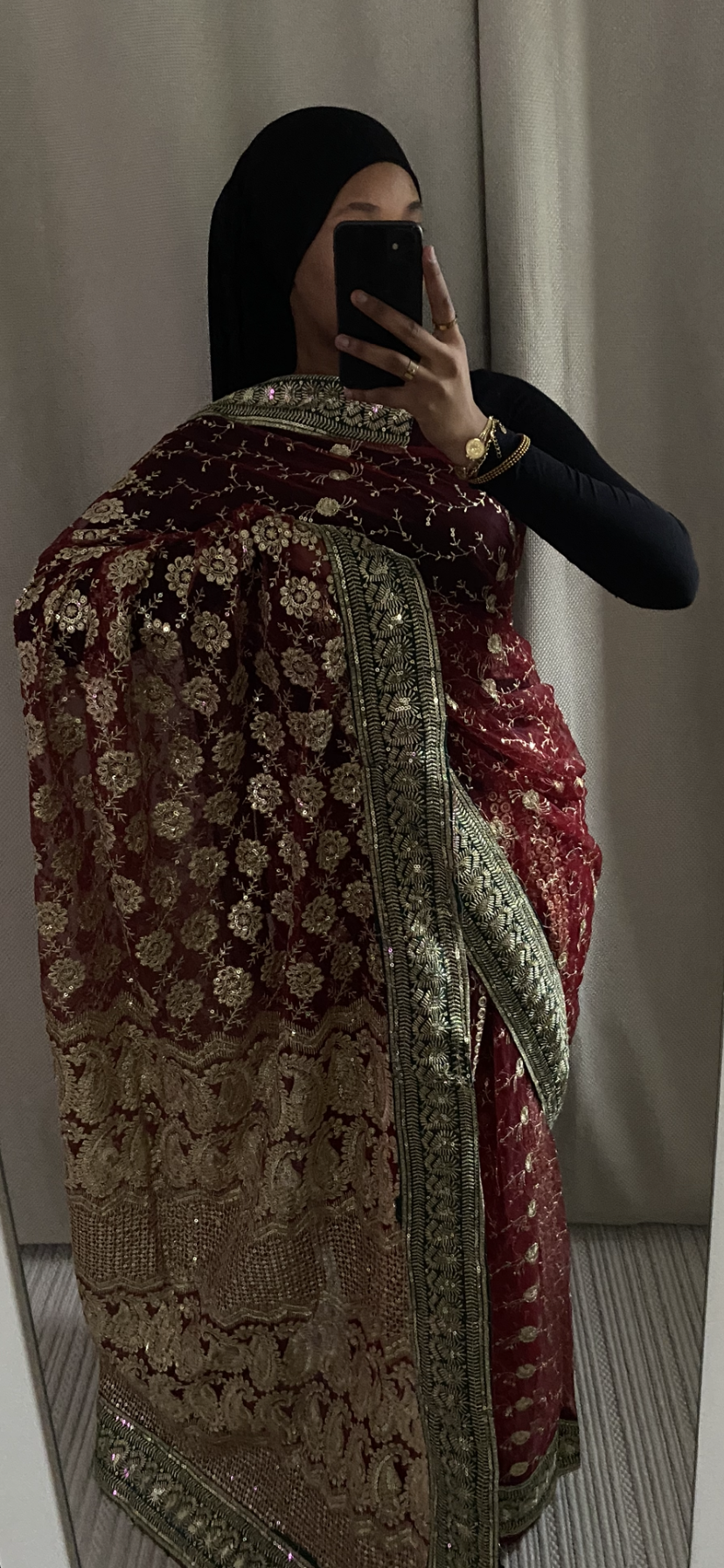 Saree Gold rouge