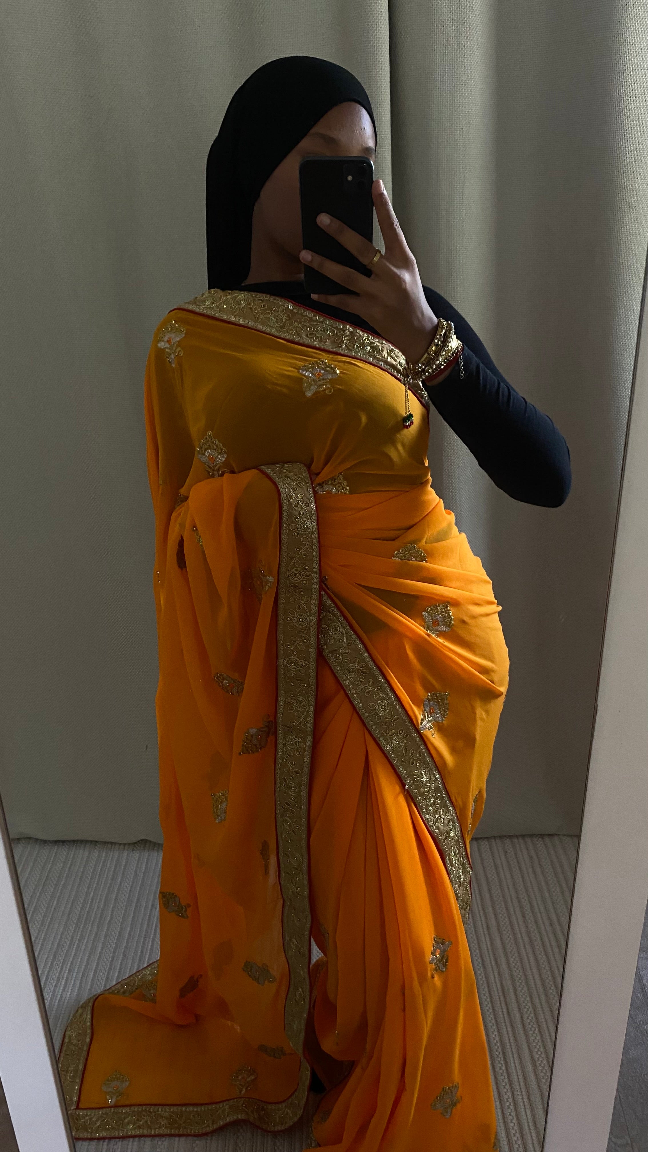 Saree Nila