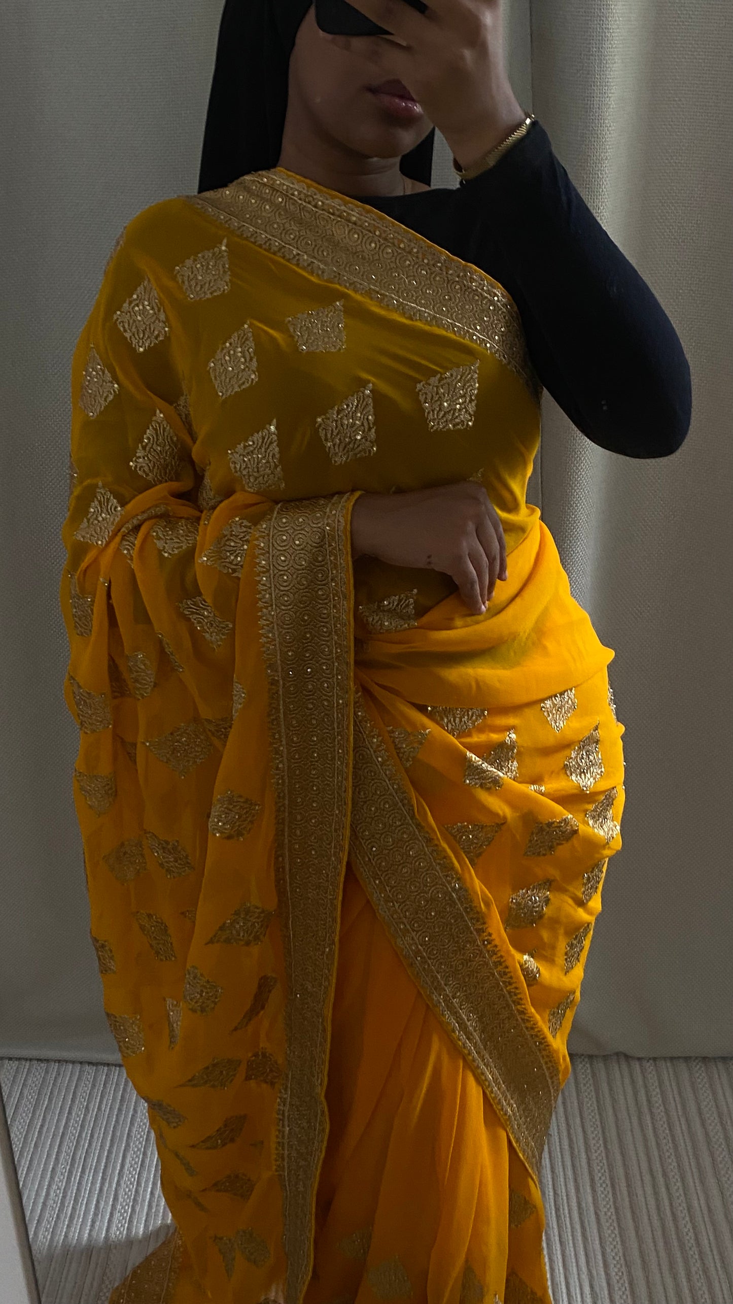 Saree Nila