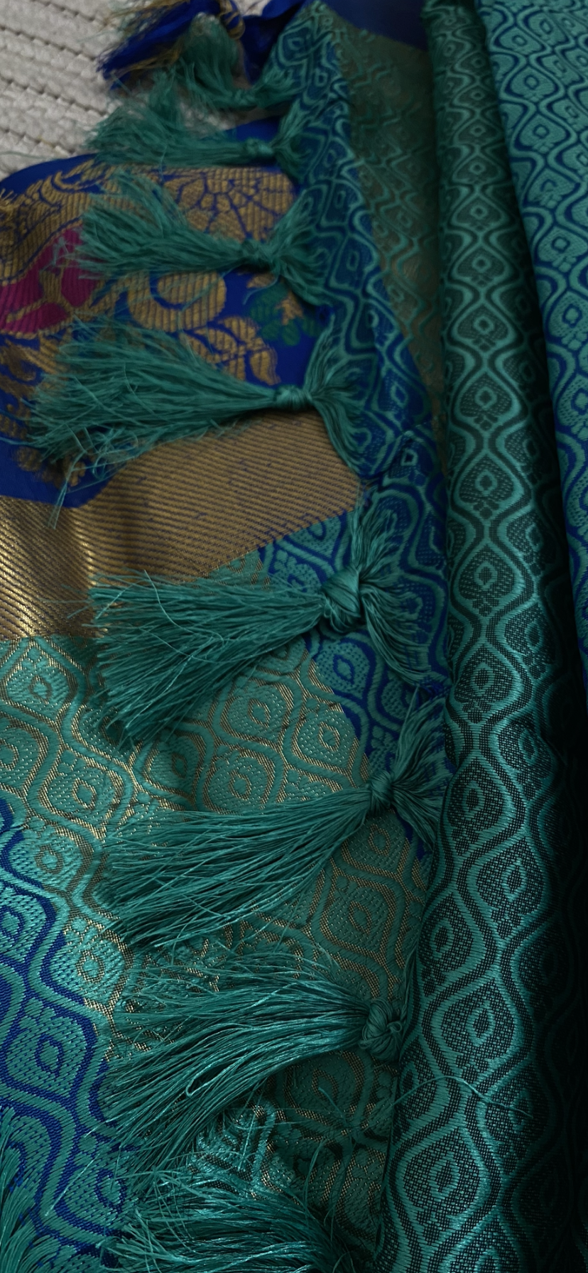 Saree Azar