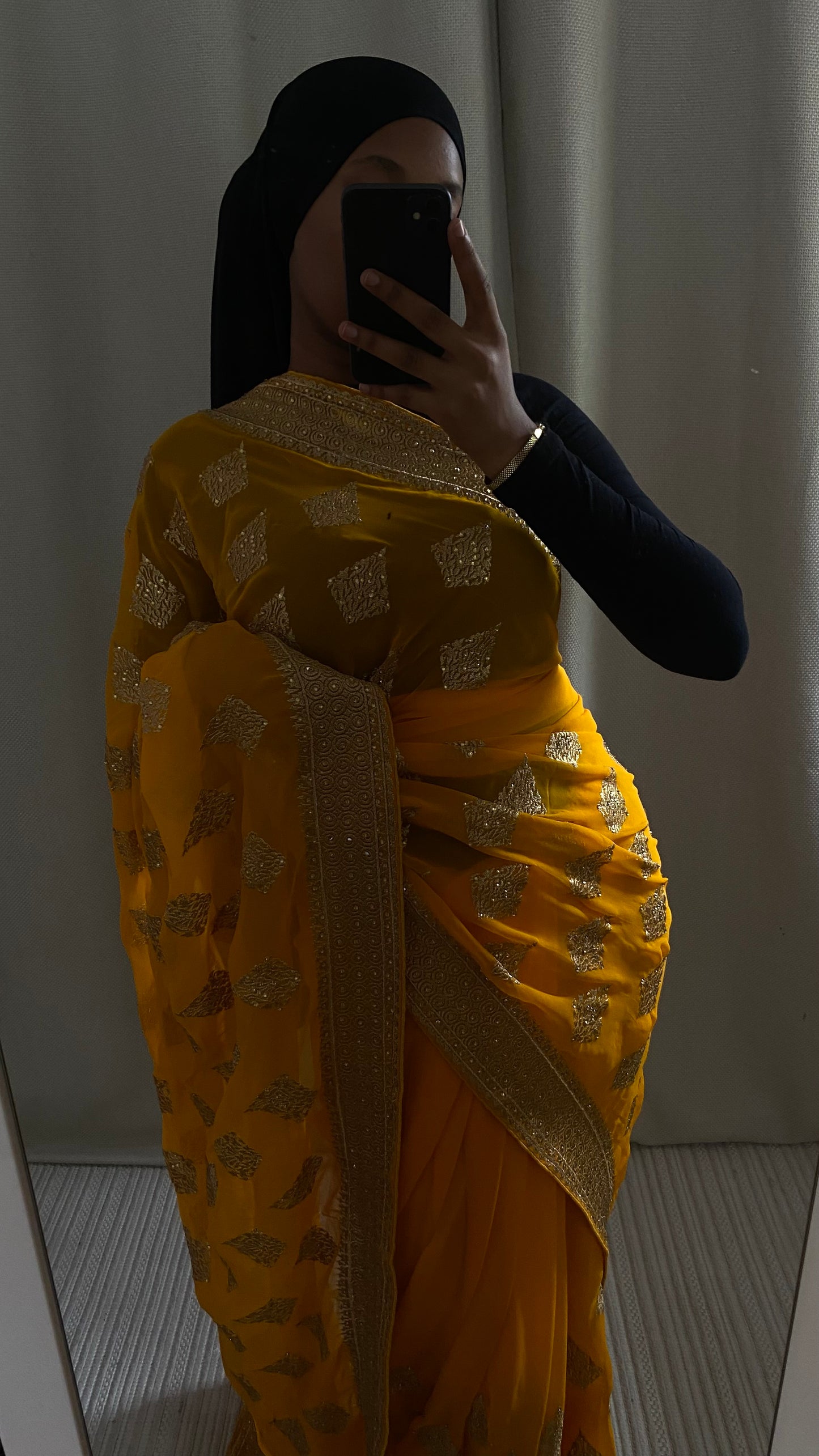 Saree Nila