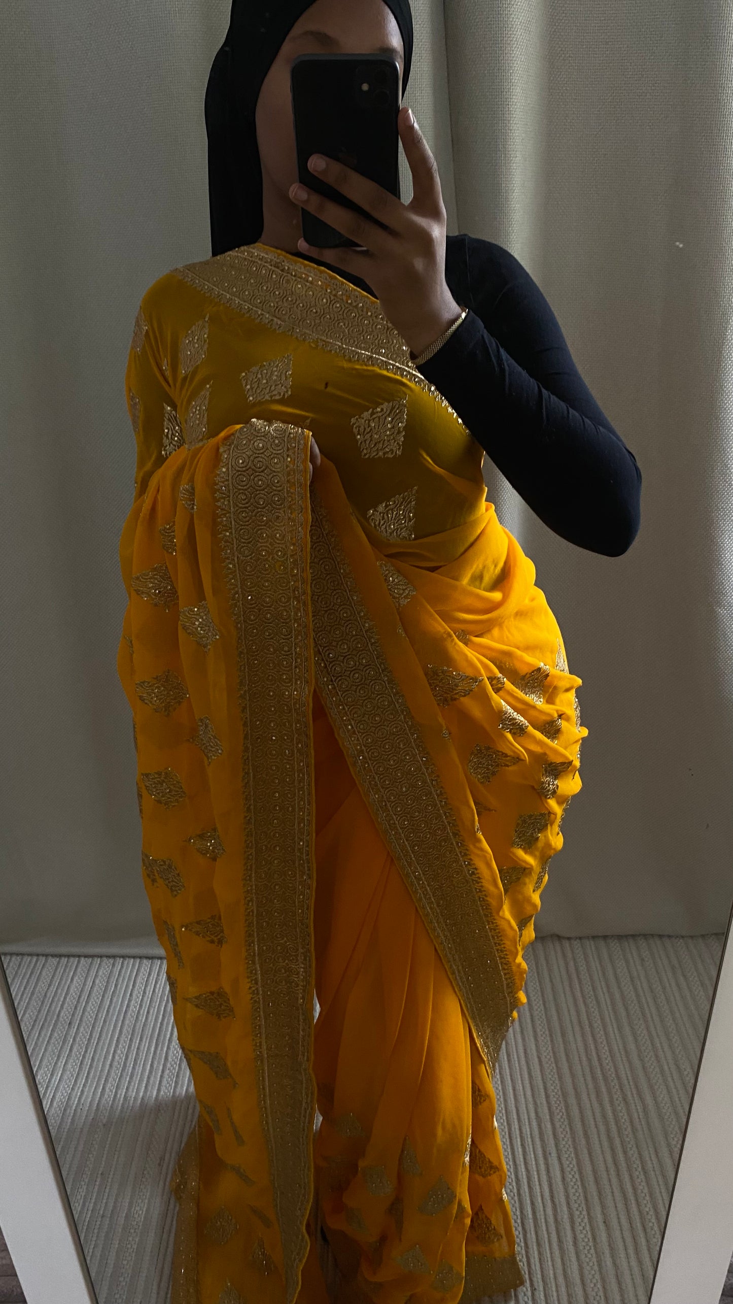 Saree Nila