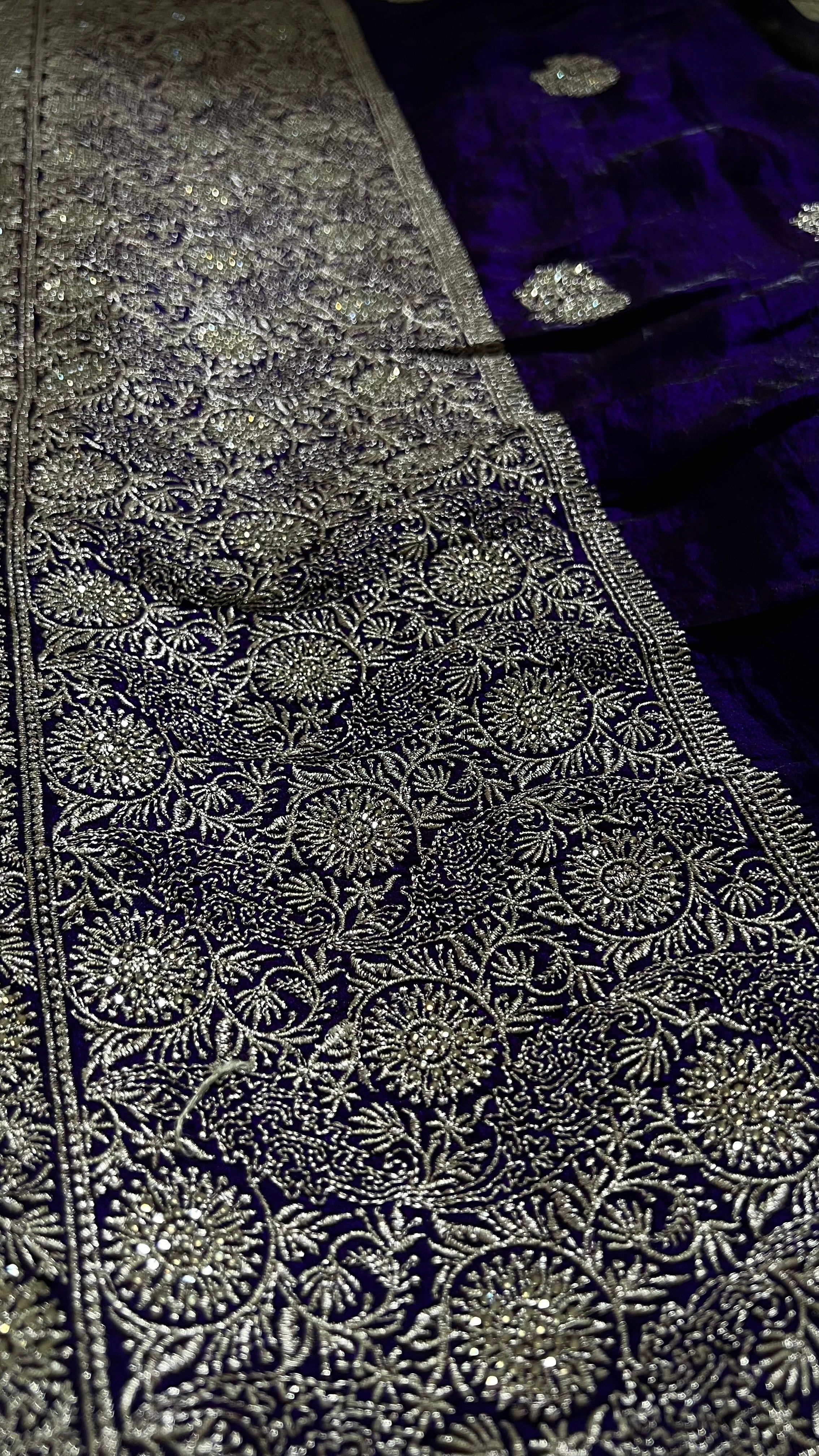 Saree Oumi