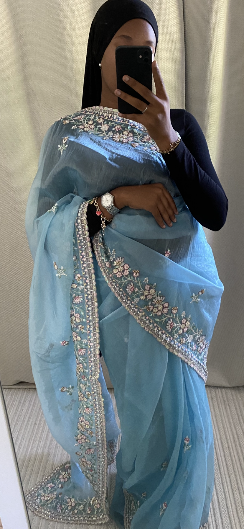 Saree Yasna bleu