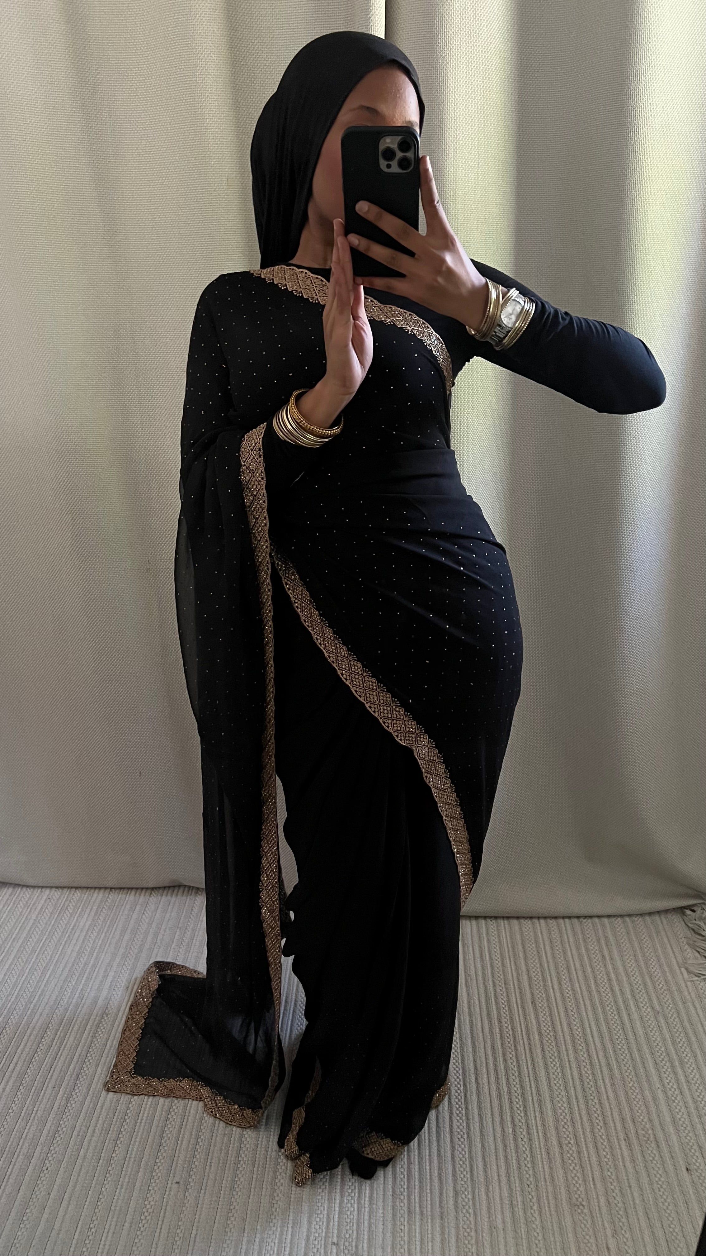 Saree Oumay