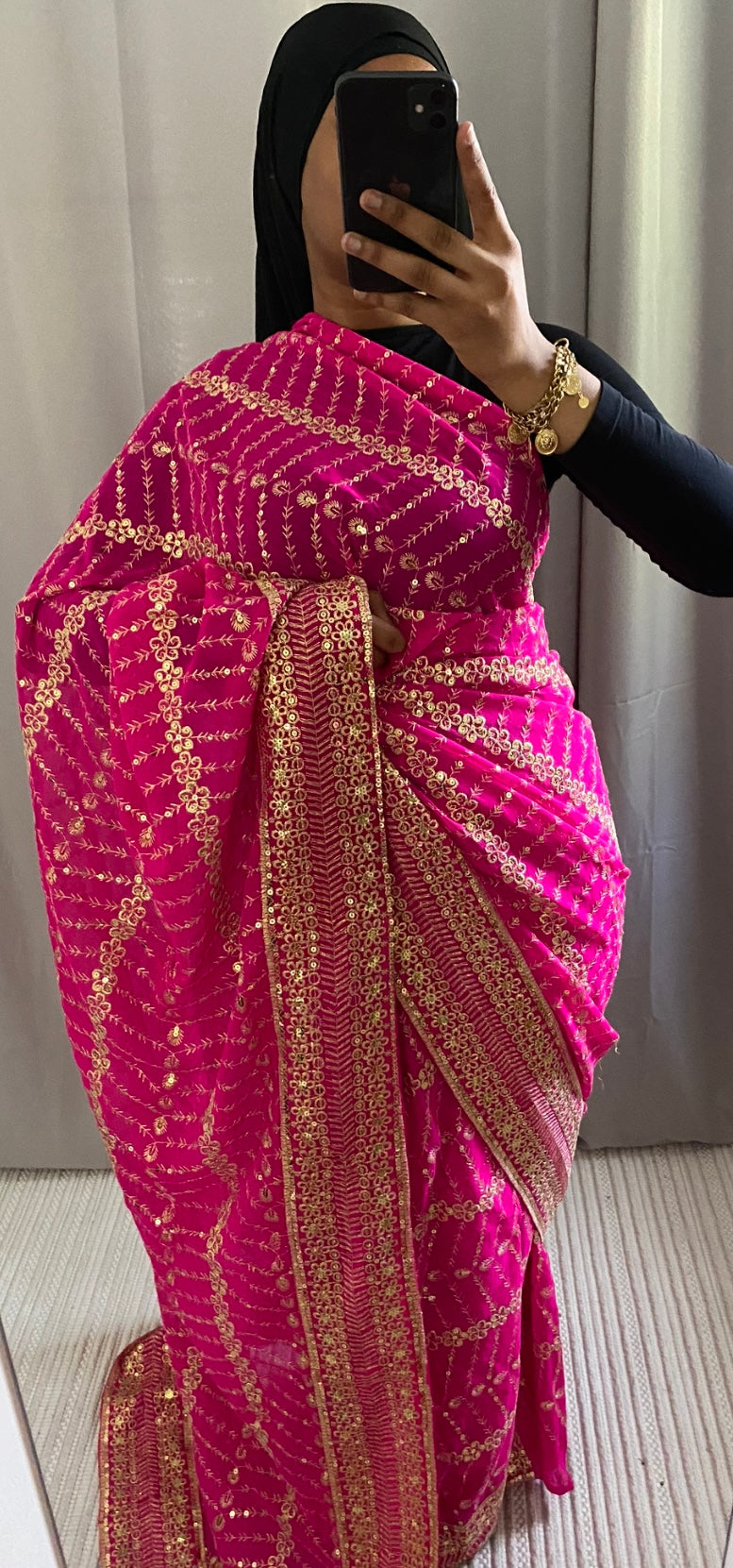 Saree Pinky