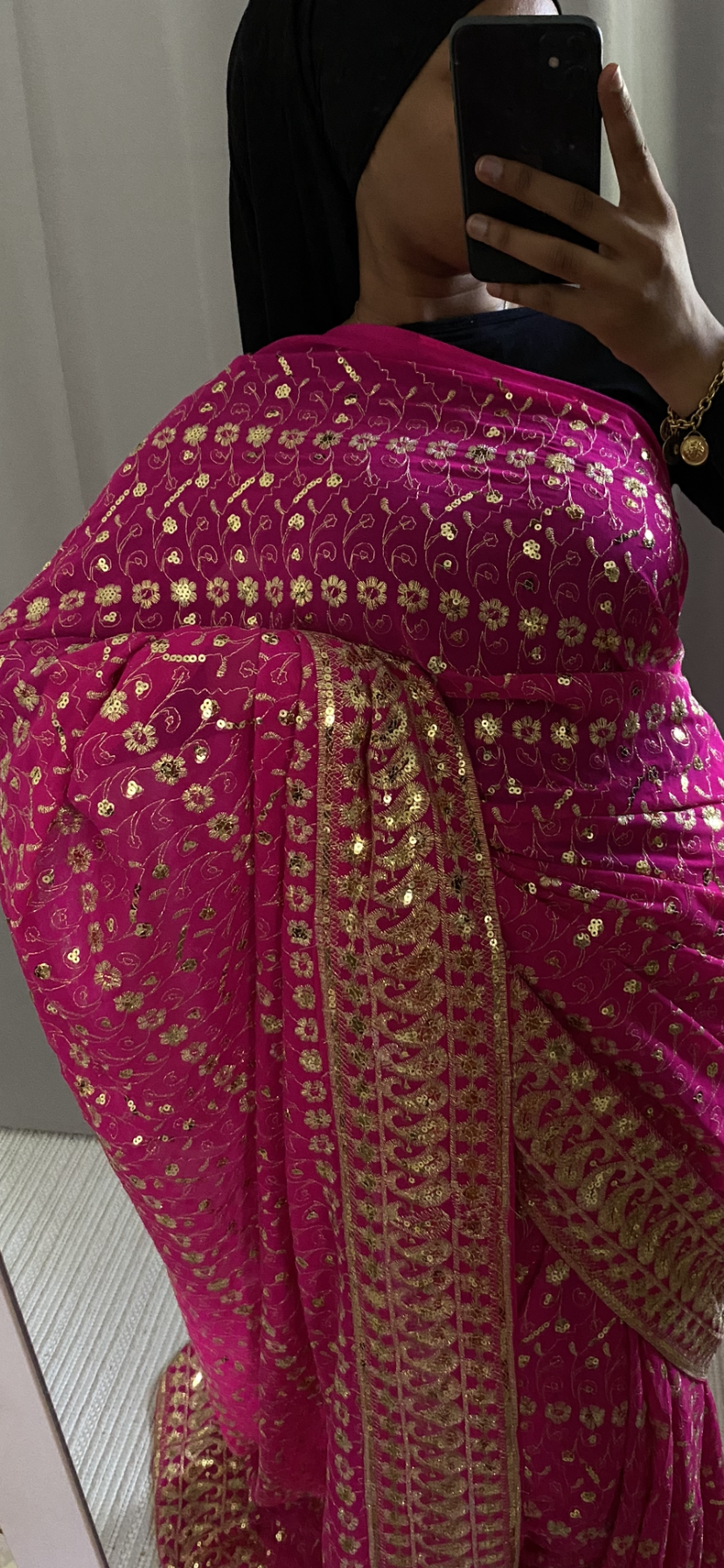 Saree Pinky