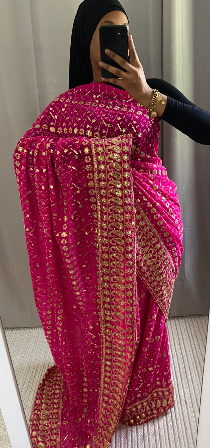 Saree Pinky