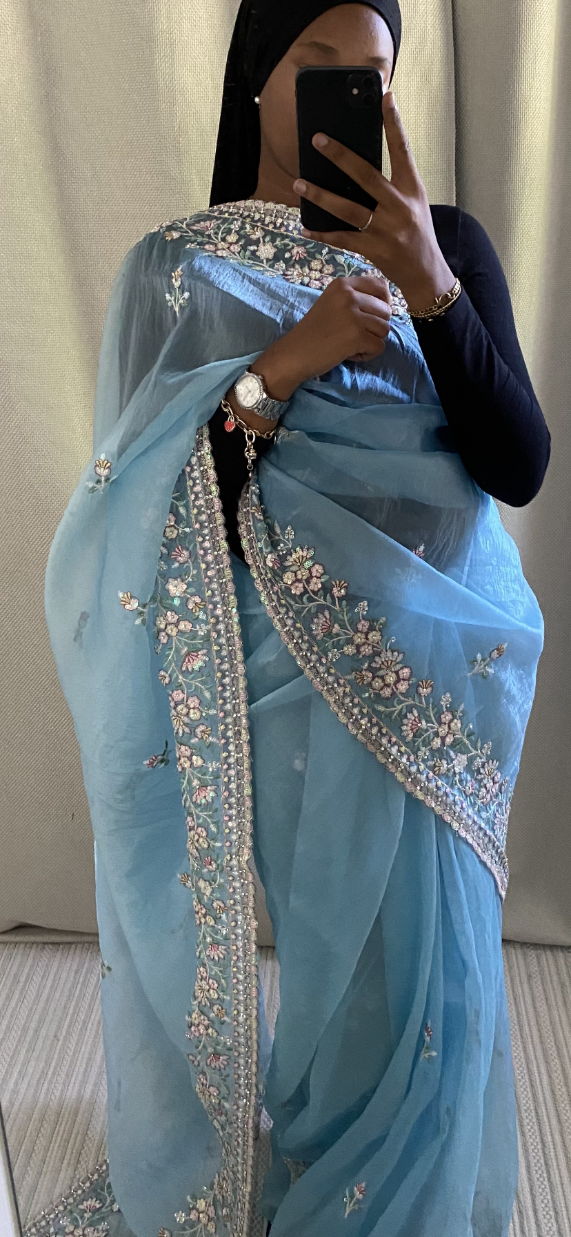 Saree Yasna bleu