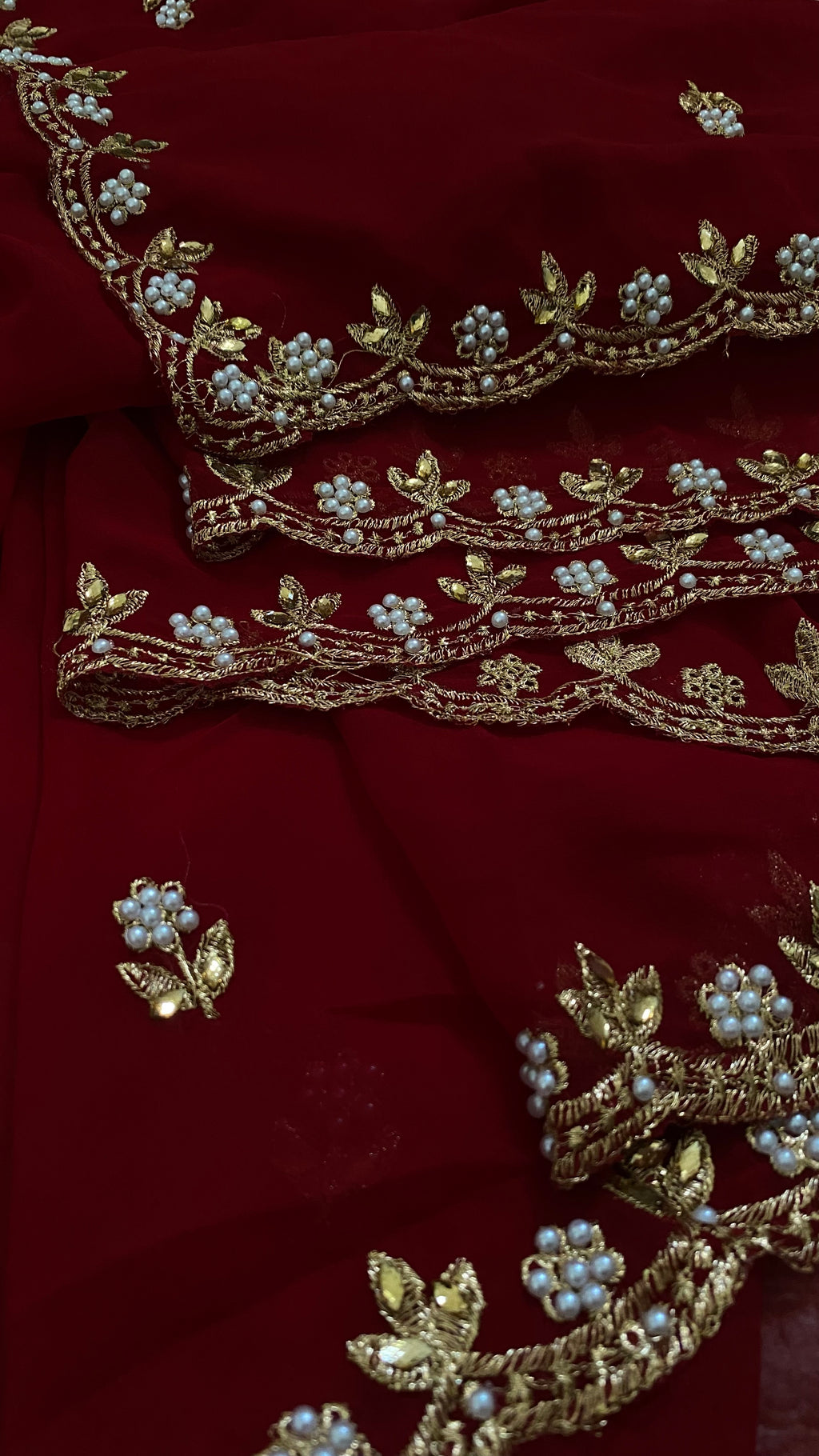 Saree saadi rouge