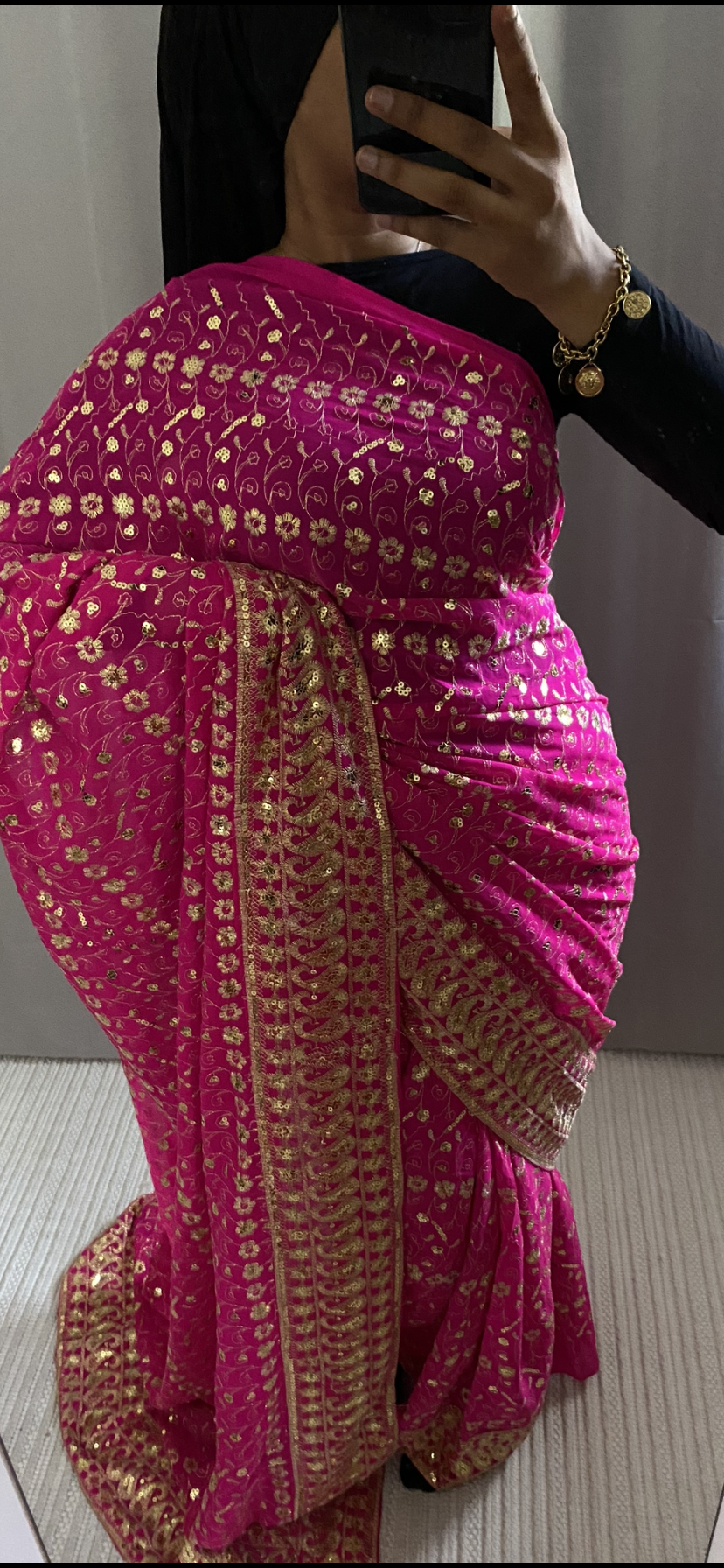 Saree Pinky