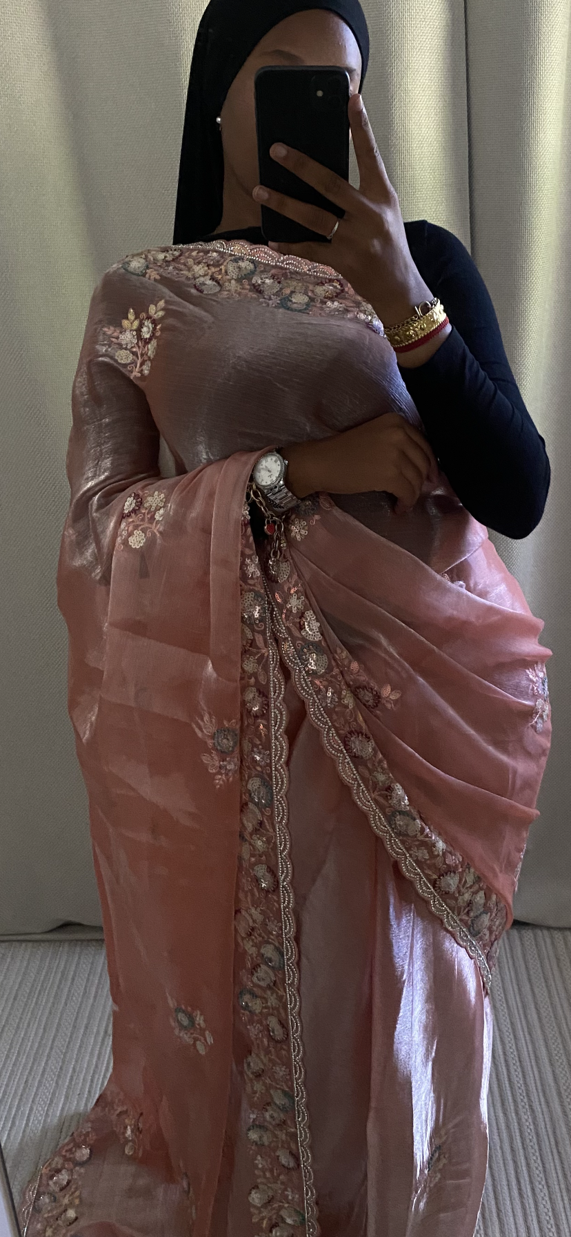 Saree Yasna rose