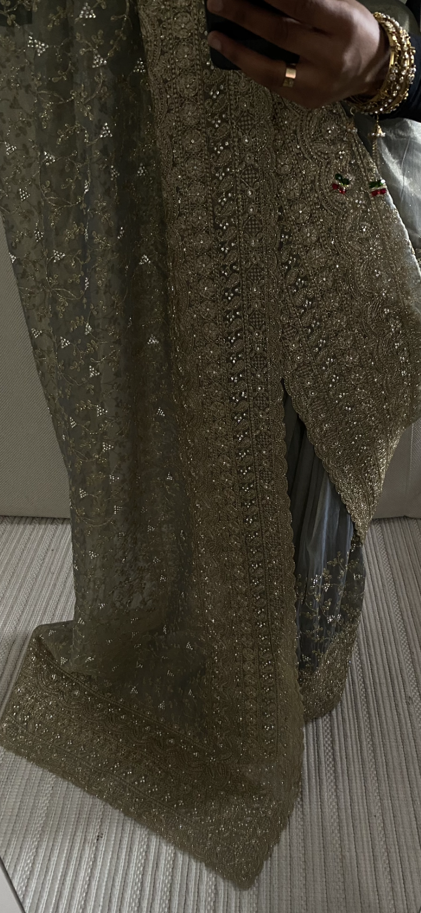Saree Rym gris
