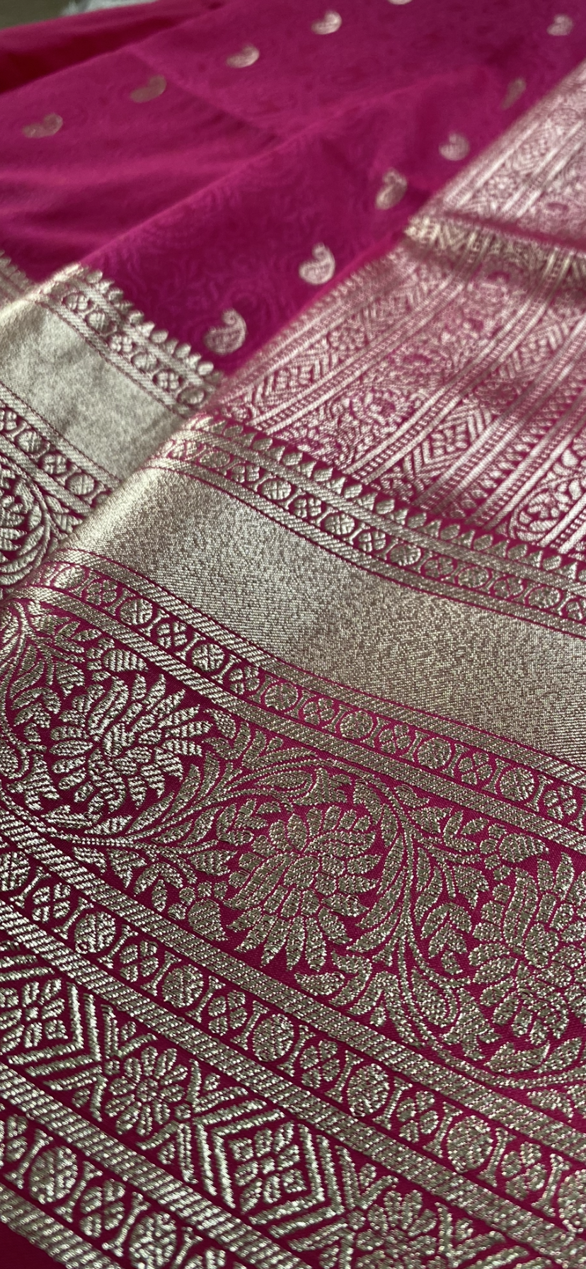 Saree Nahila
