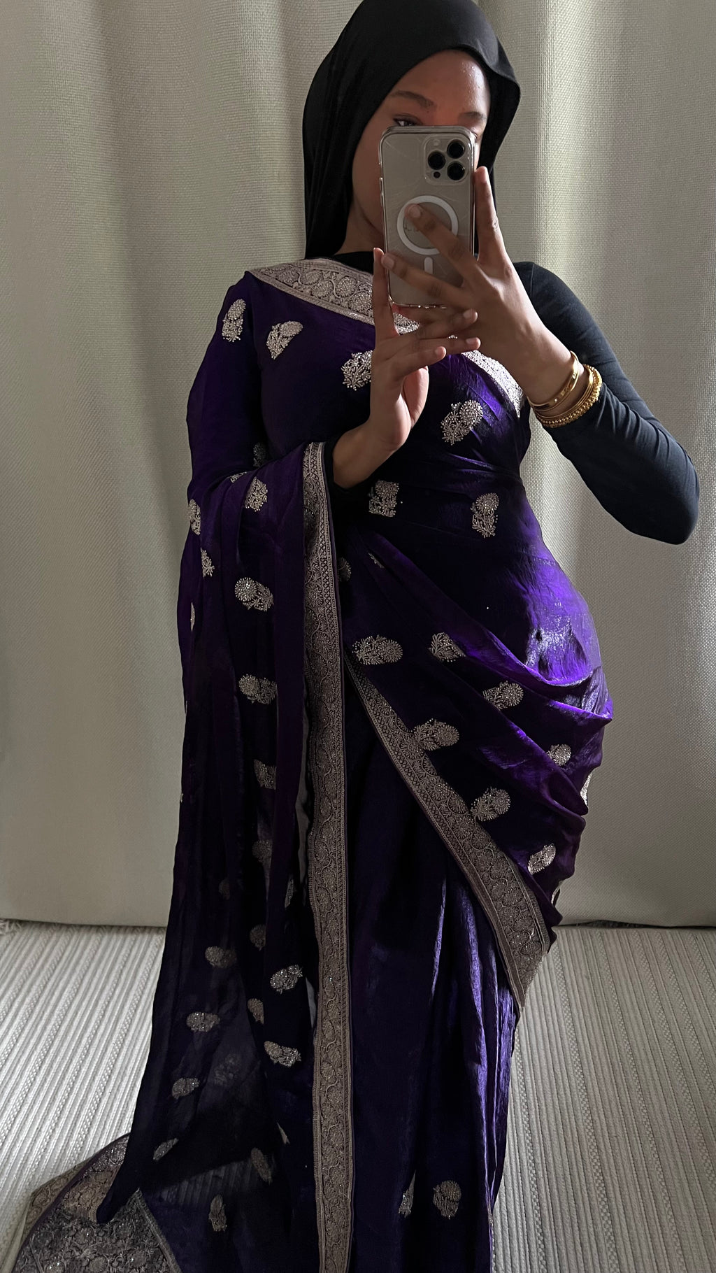 Saree Oumi