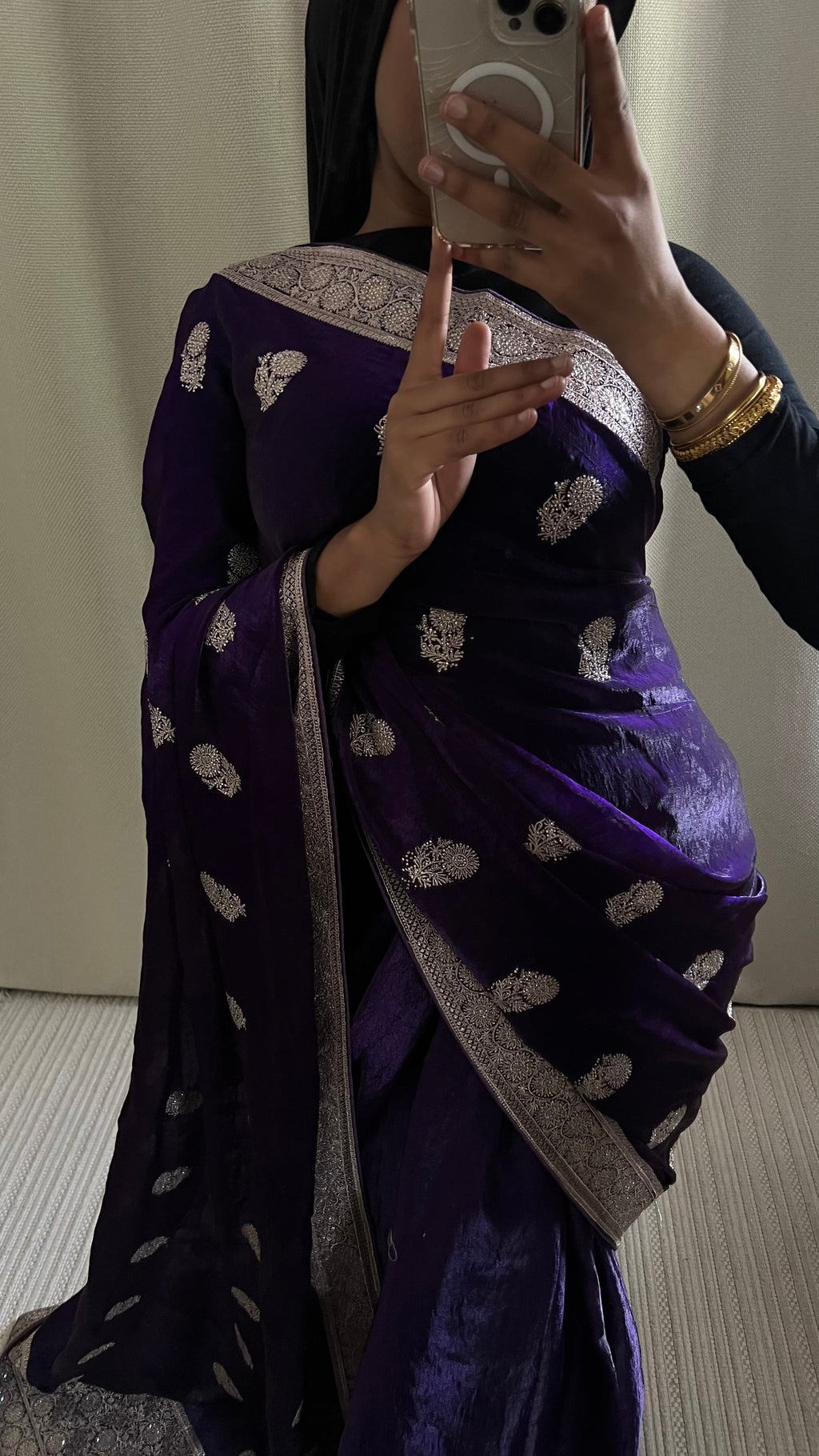Saree Oumi