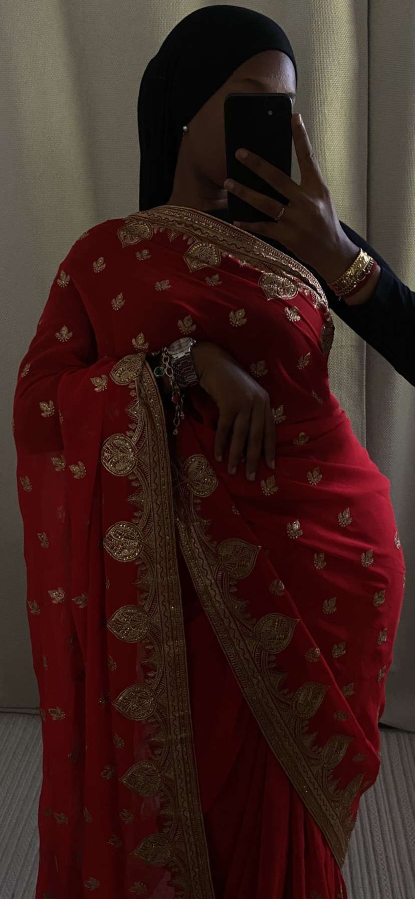 Saree Shisha