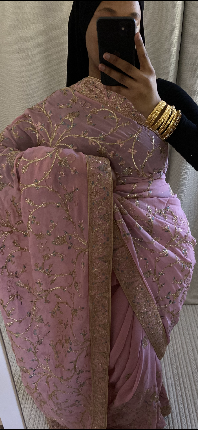 Saree Naira