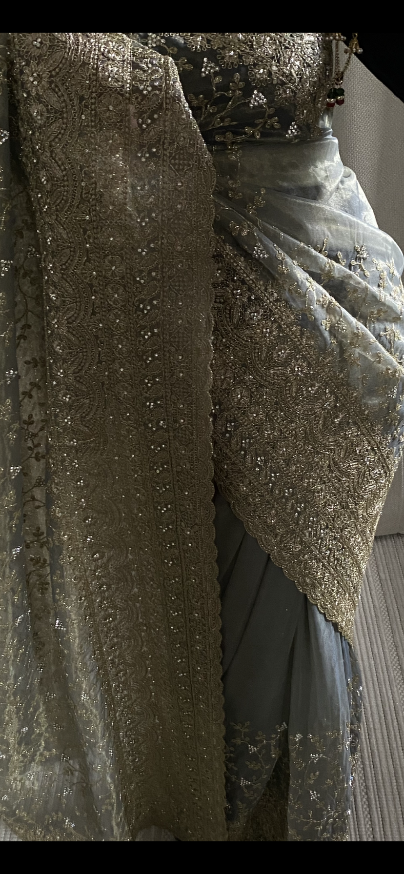 Saree Rym gris