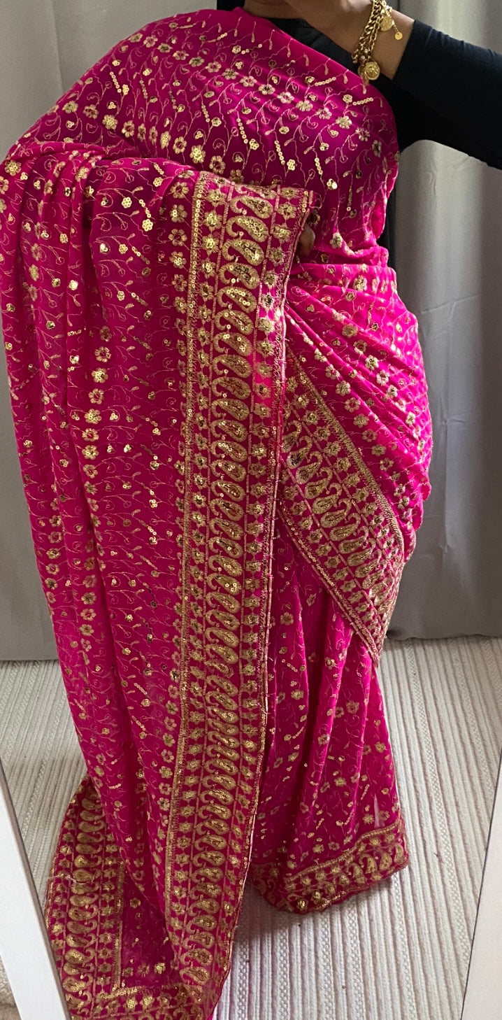 Saree Pinky