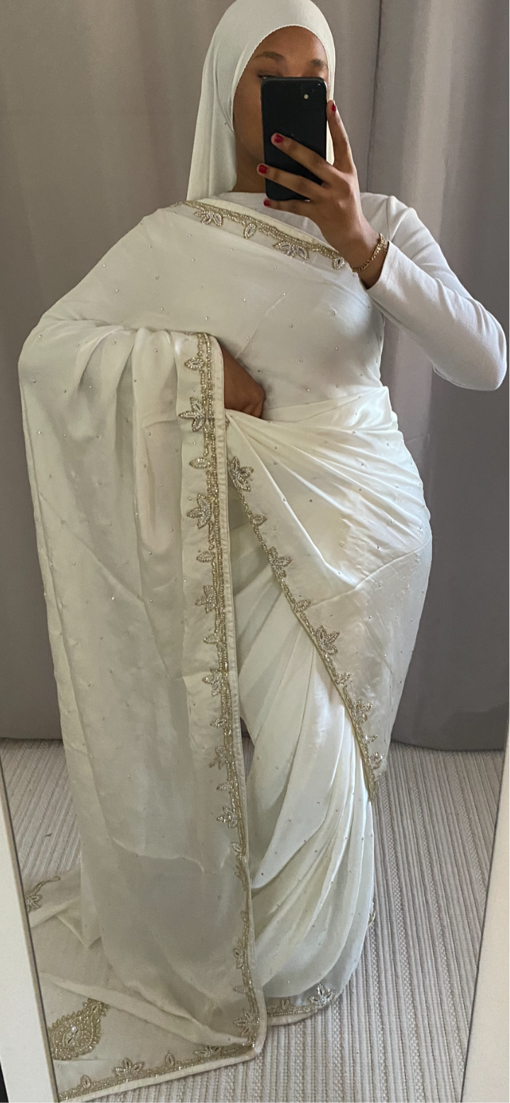 Saree Manel