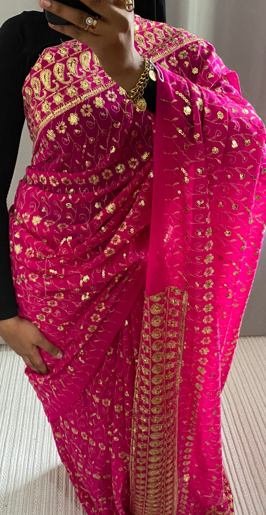 Saree pinky