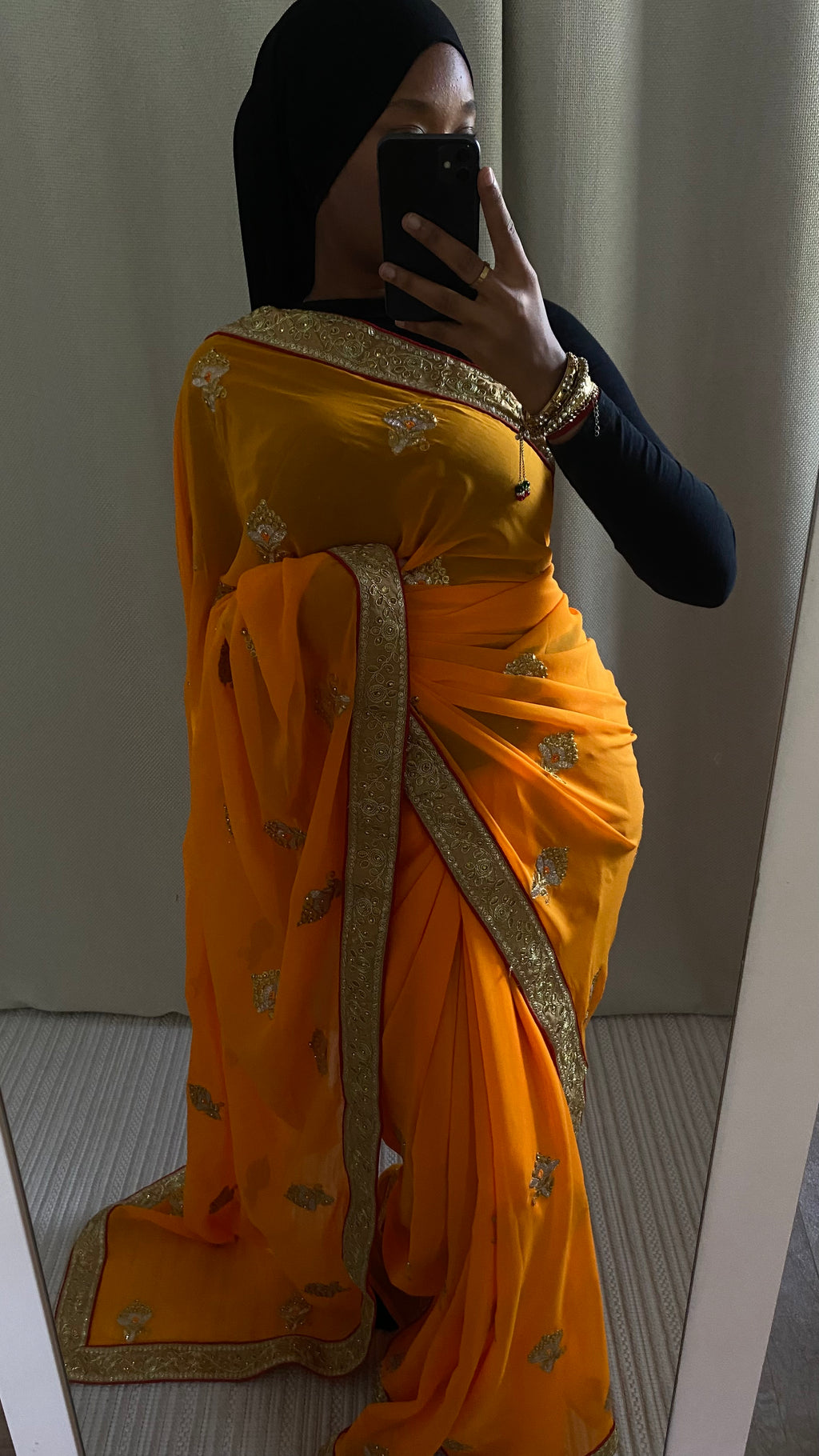 Saree Nila