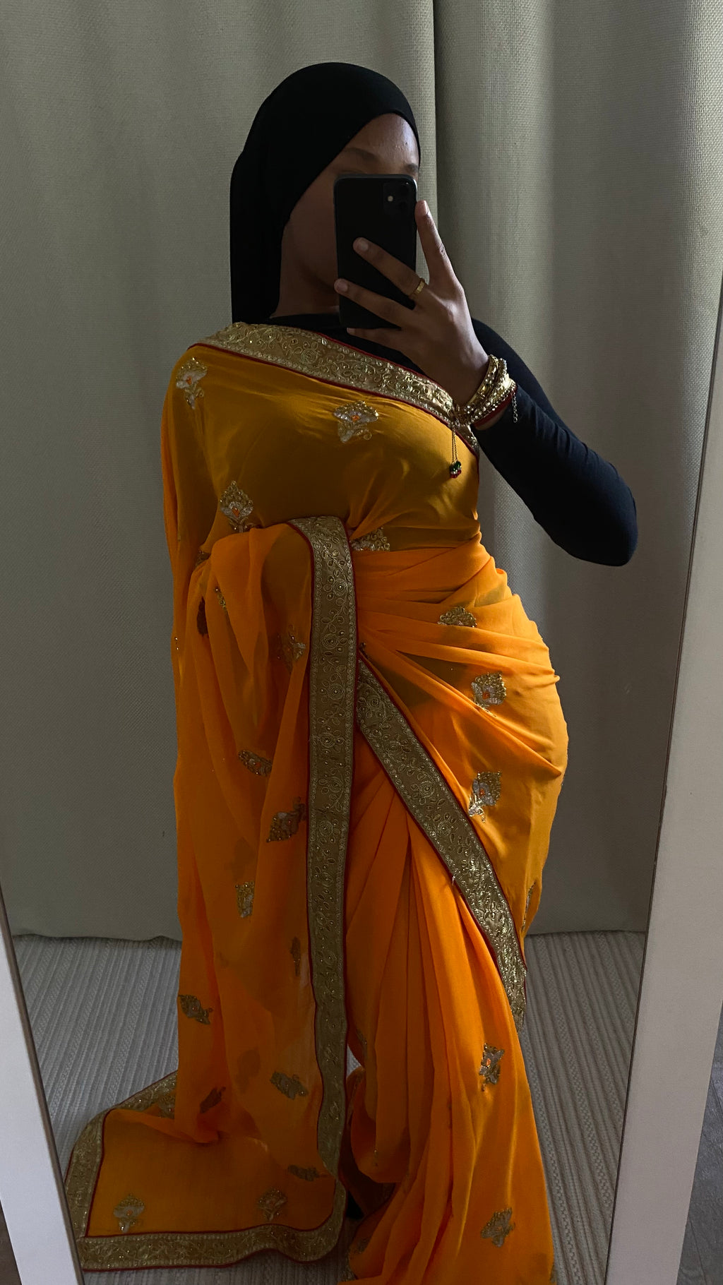 Saree Nila
