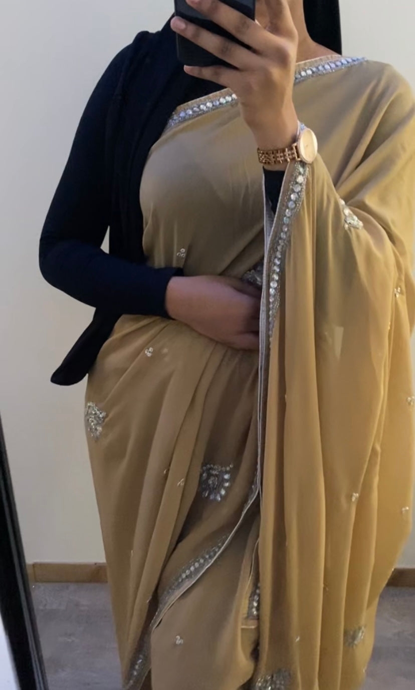 Saree Camel