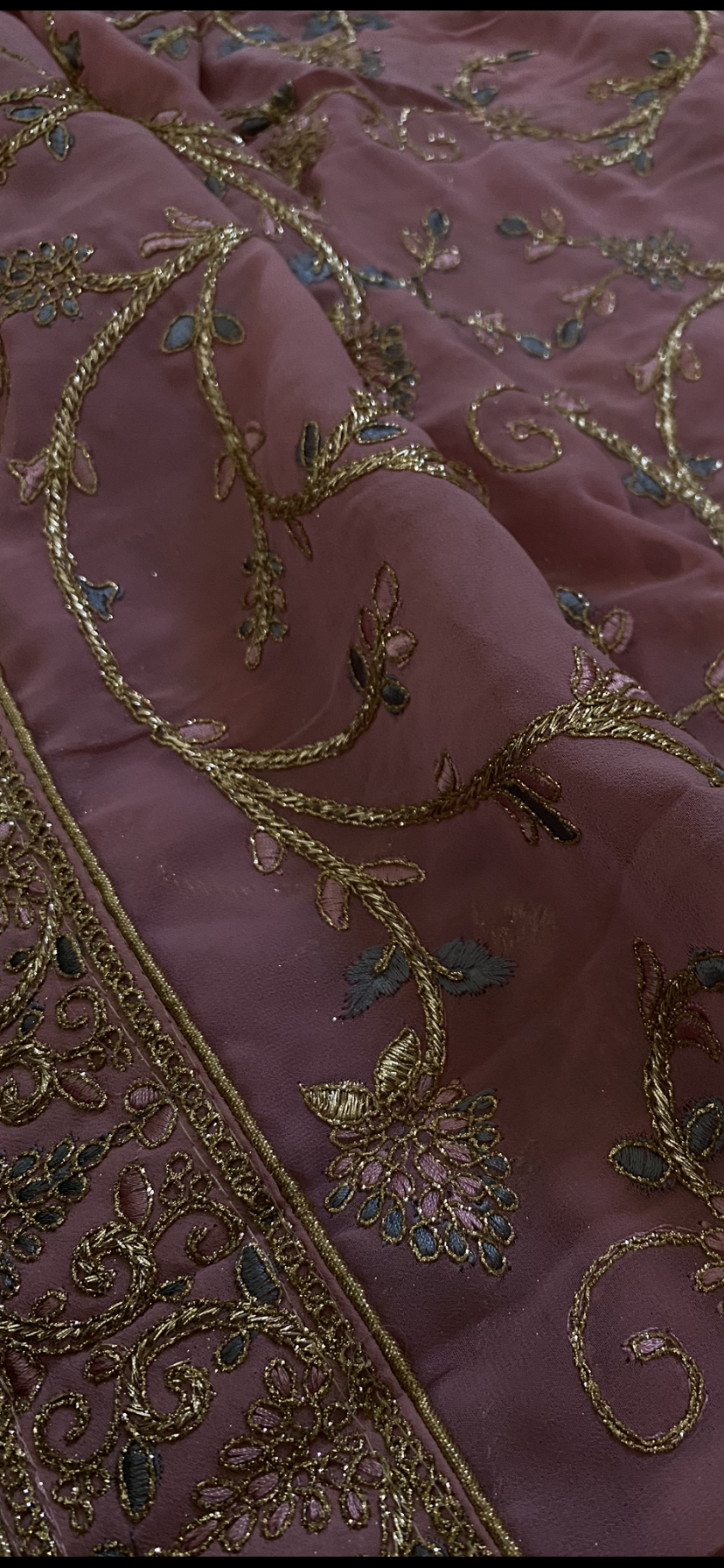 Saree Naira