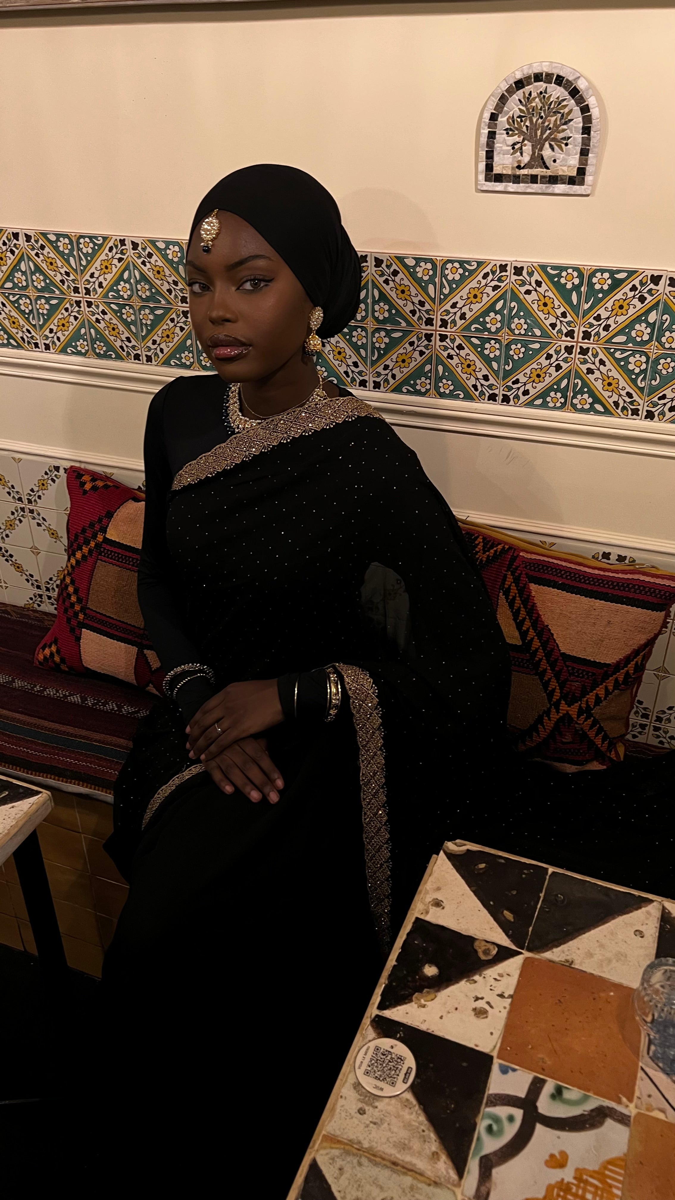 Saree Oumay