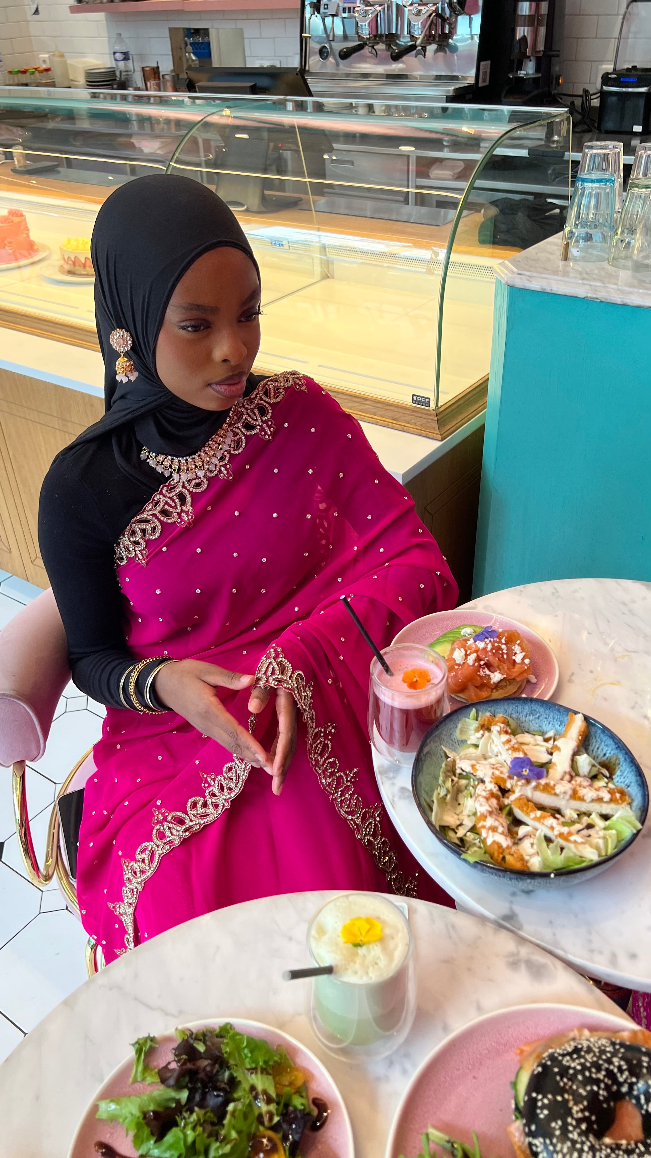 Saree Shams rose