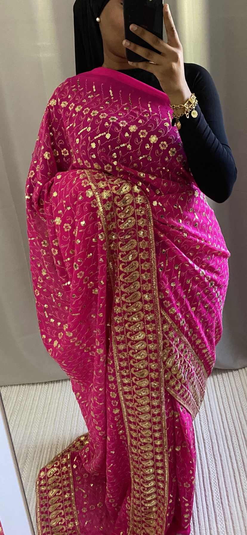 Saree Pinky