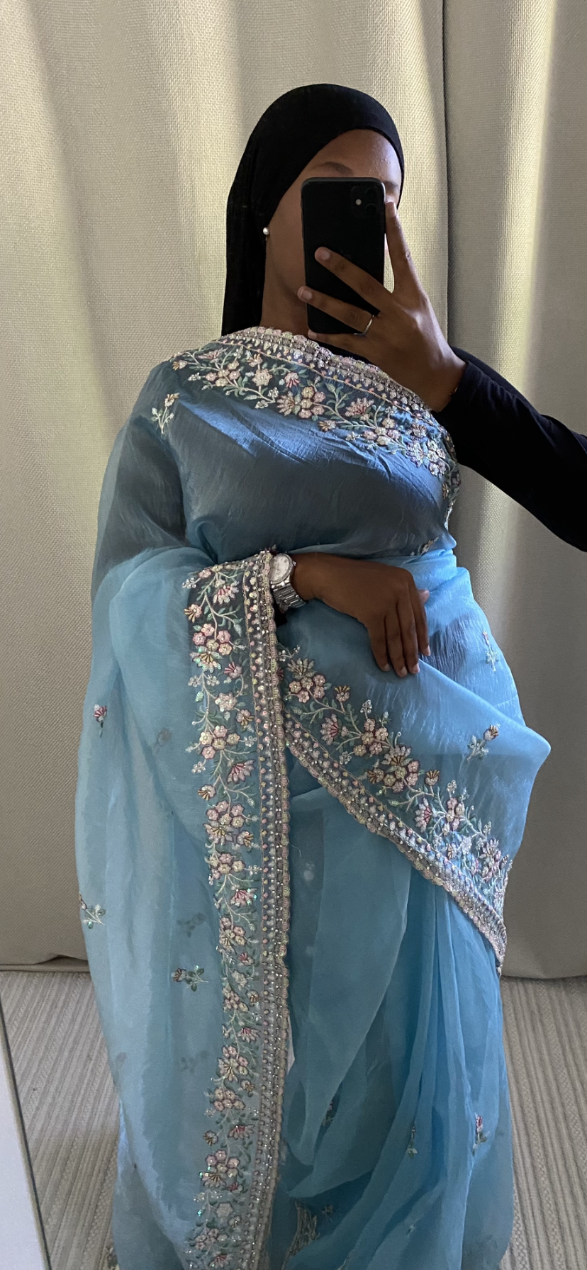 Saree Yasna bleu