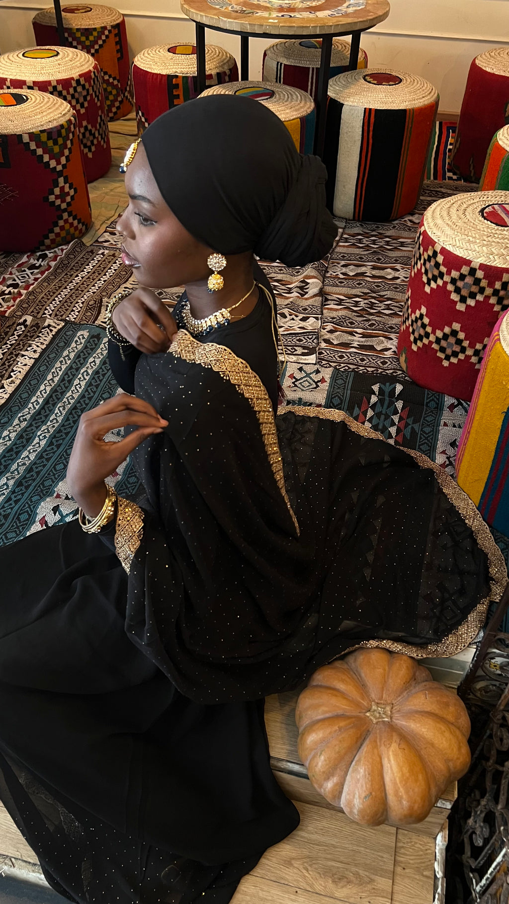 Saree Oumay
