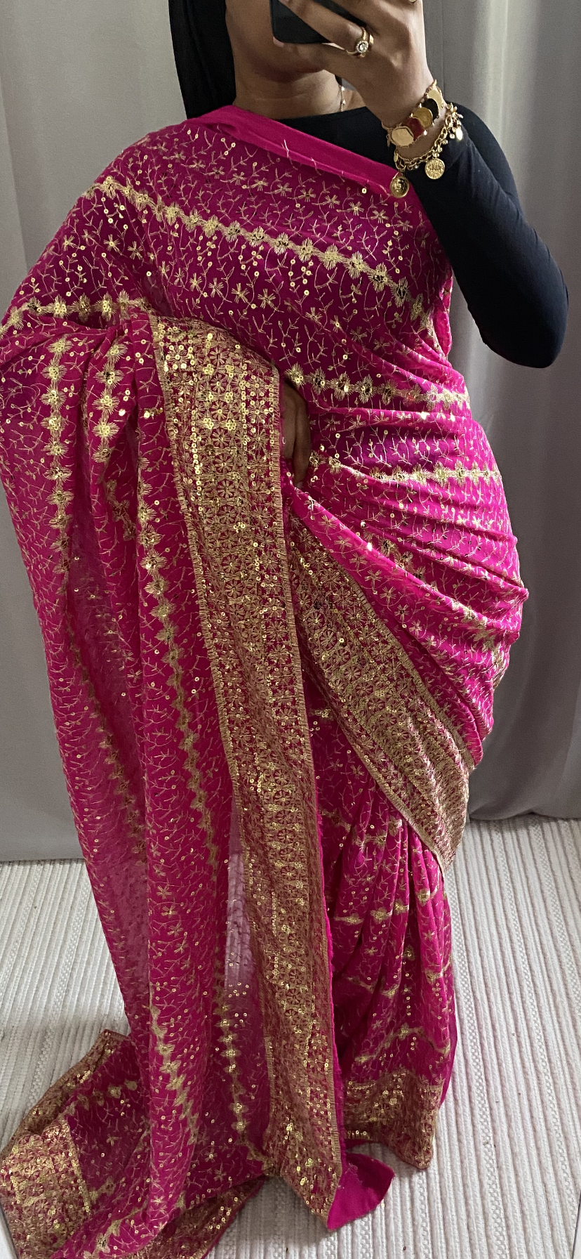 Saree Pinky