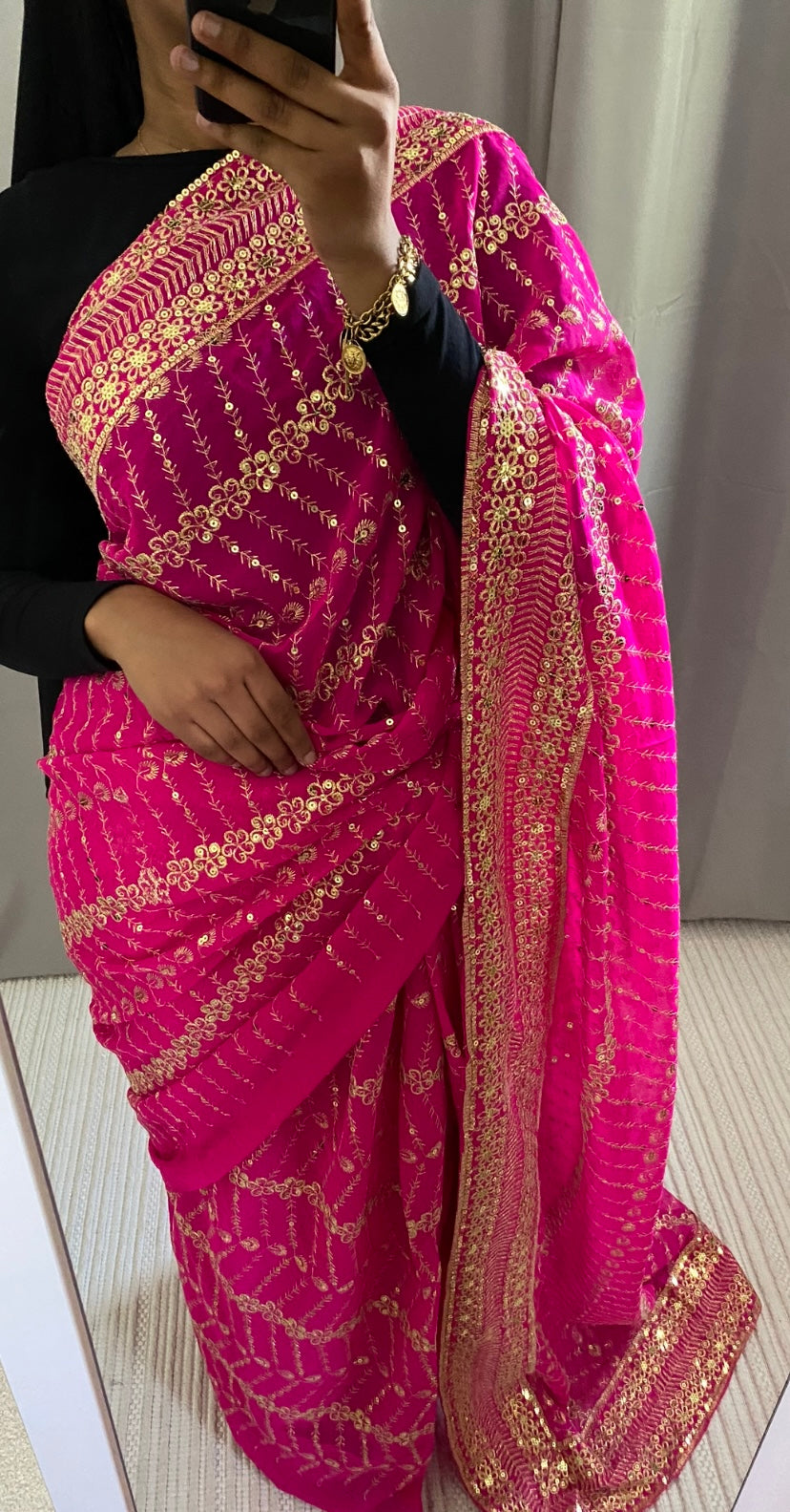 Saree Pinky