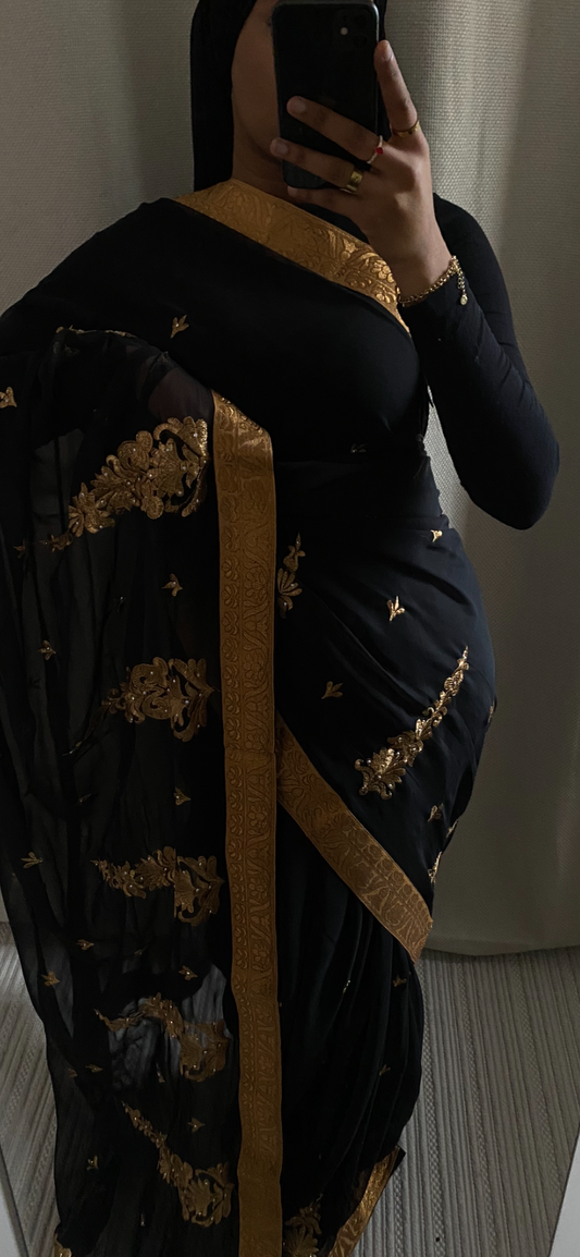 Saree Cyra