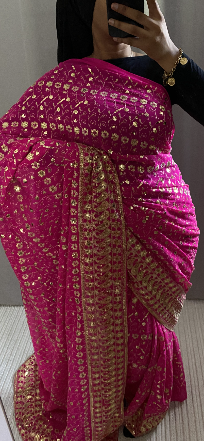 Saree Pinky