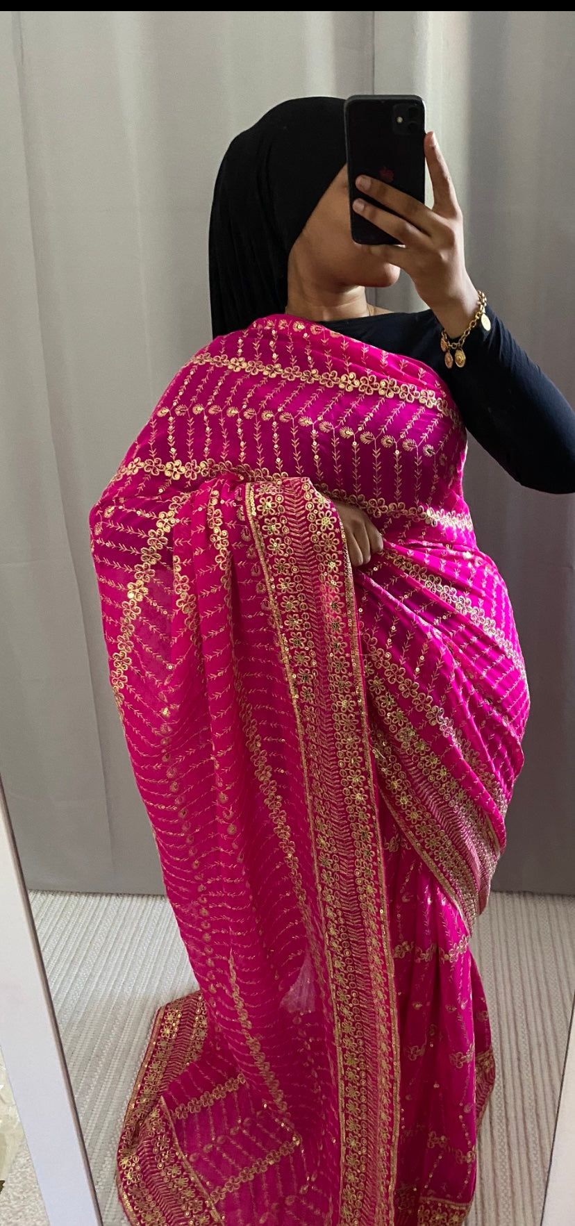 Saree Pinky