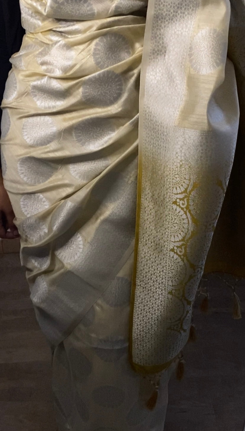 Baya Saree