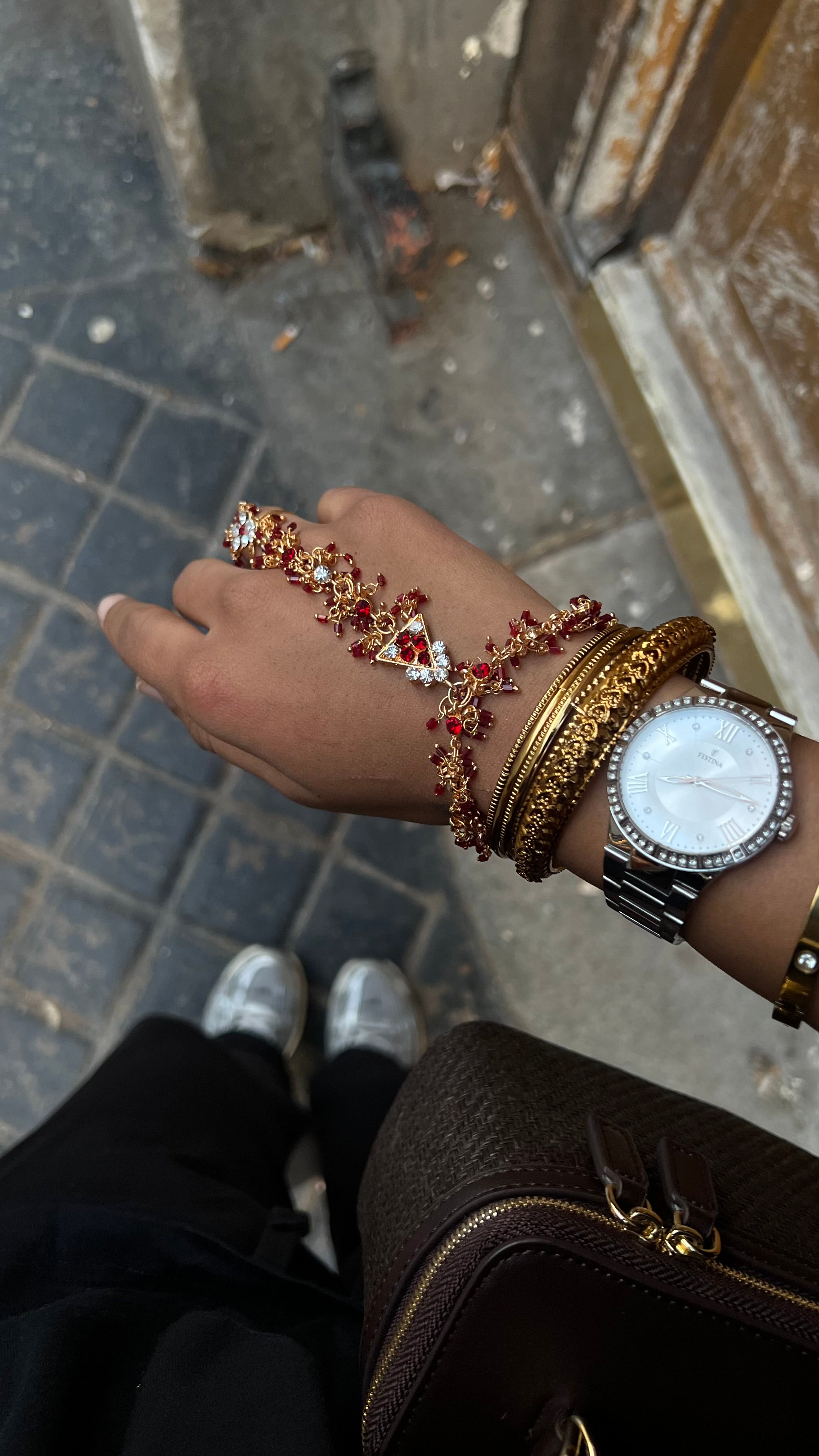 Bracelet main + bracelets