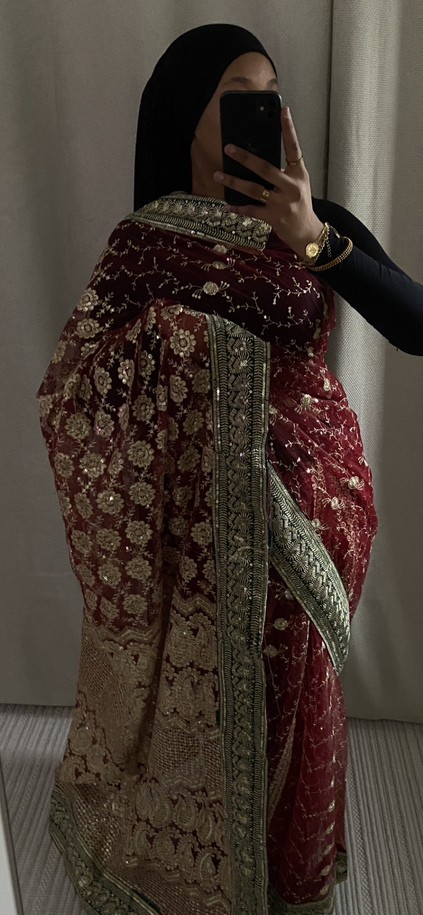 Saree Gold rouge