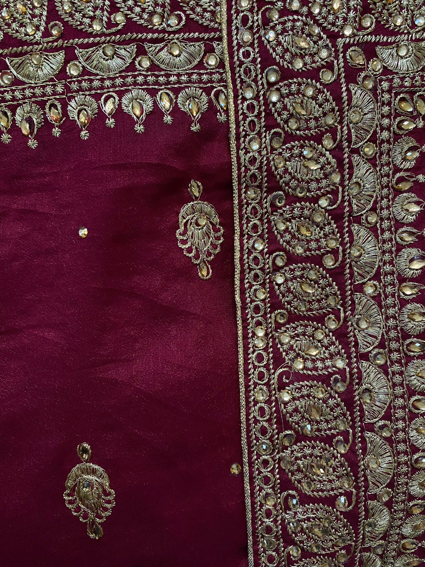 Saree Mawa rouge