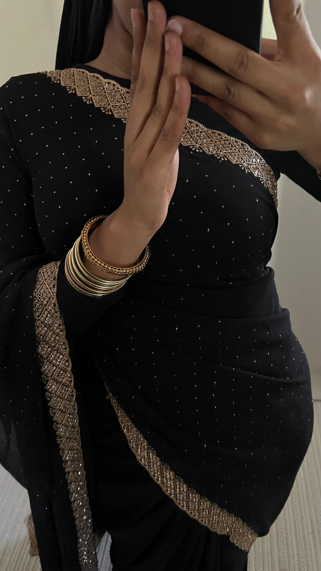 Saree Oumay