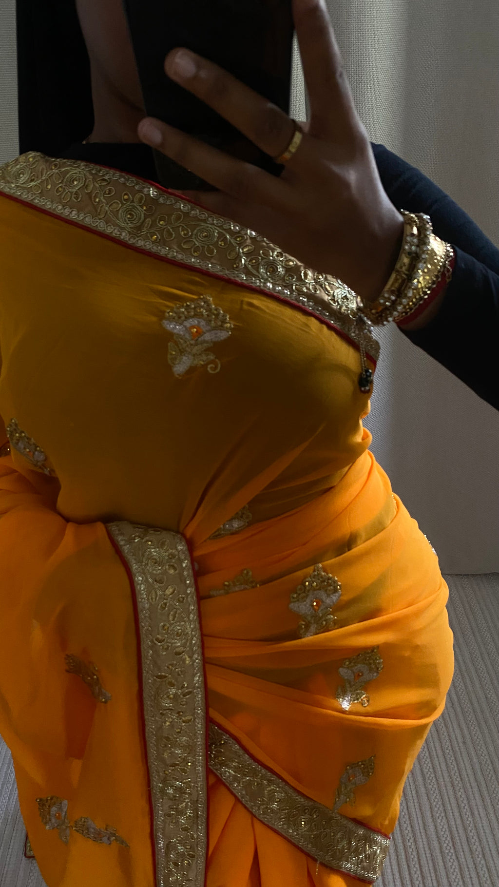 Saree Nila