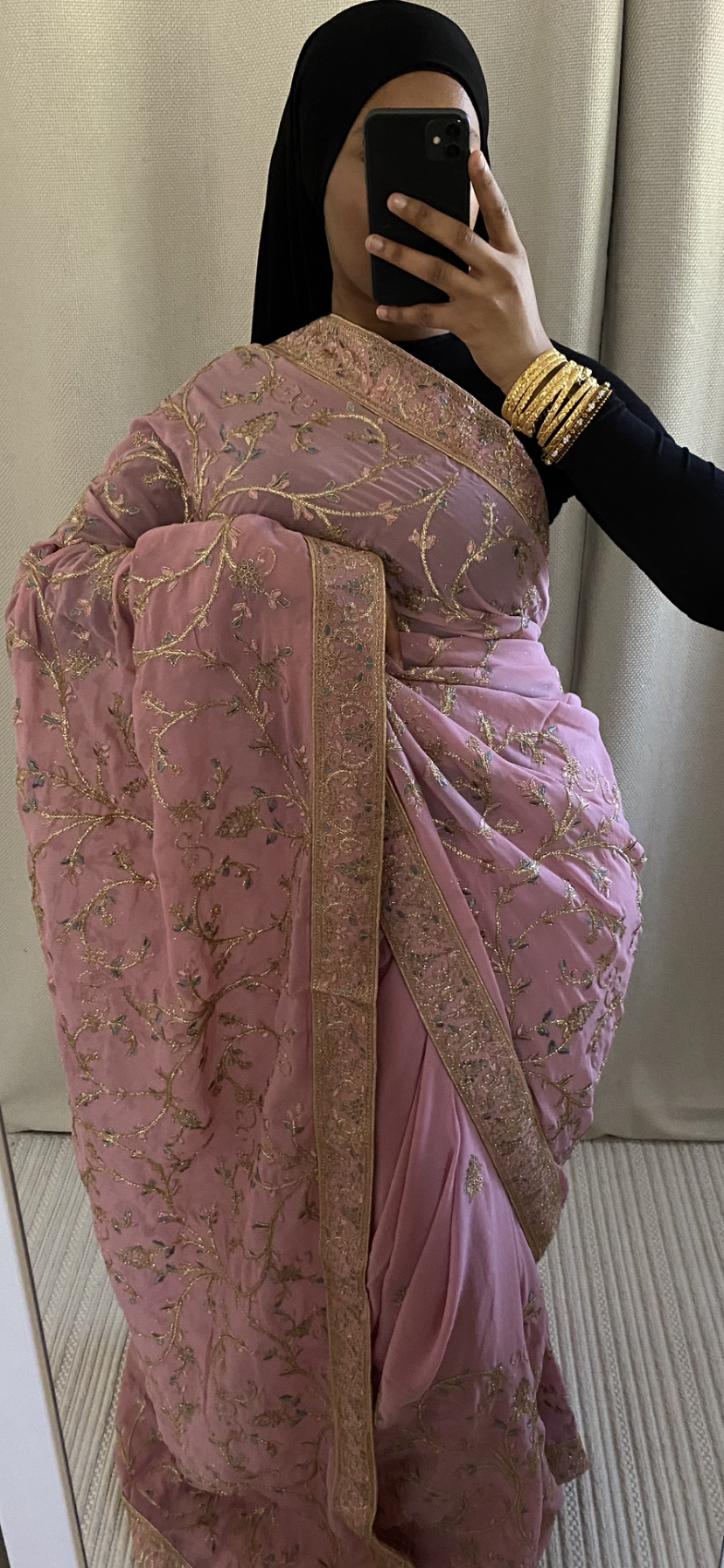 Saree Naira